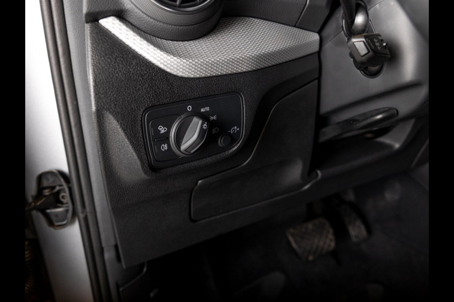 Audi Q2 35 TFSI Advanced edition / 150pk / Stoelverwarming / Keyless entry / Matrix LED / Adaptieve cruise control /