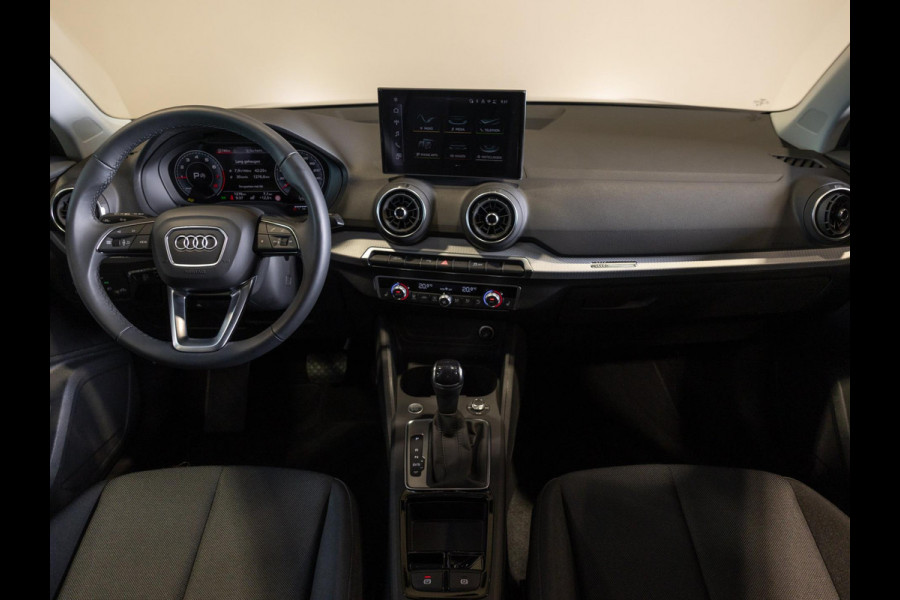 Audi Q2 35 TFSI Advanced edition / 150pk / Stoelverwarming / Keyless entry / Matrix LED / Adaptieve cruise control /