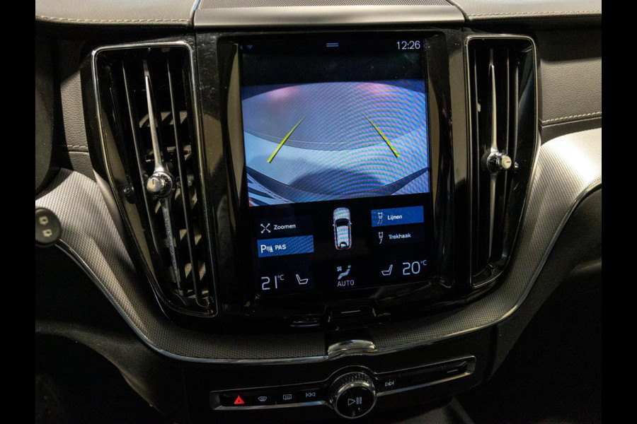 Volvo XC60 2.0 T8 Twin Engine AWD Inscription / 407pk / ERAD vervangen / Trekhaak / Panorama dak / Stoelverwarming /