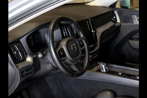 Volvo XC60 2.0 T8 Twin Engine AWD Inscription / 407pk / ERAD vervangen / Trekhaak / Panorama dak / Stoelverwarming /