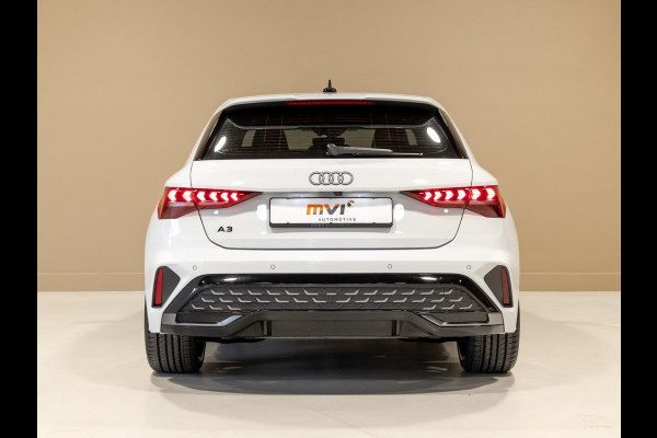 Audi A3 Sportback 35 TFSI S edition / 150pk / Panorama dak / Sonos / Achteruitrij camera /