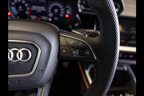 Audi A3 Sportback 35 TFSI S edition / 150pk / Panorama dak / Sonos / Achteruitrij camera /
