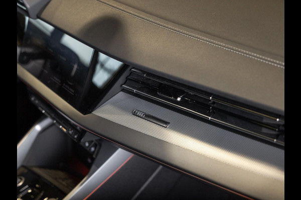 Audi A3 Sportback 35 TFSI S edition / 150pk / Panorama dak / Sonos / Achteruitrij camera /