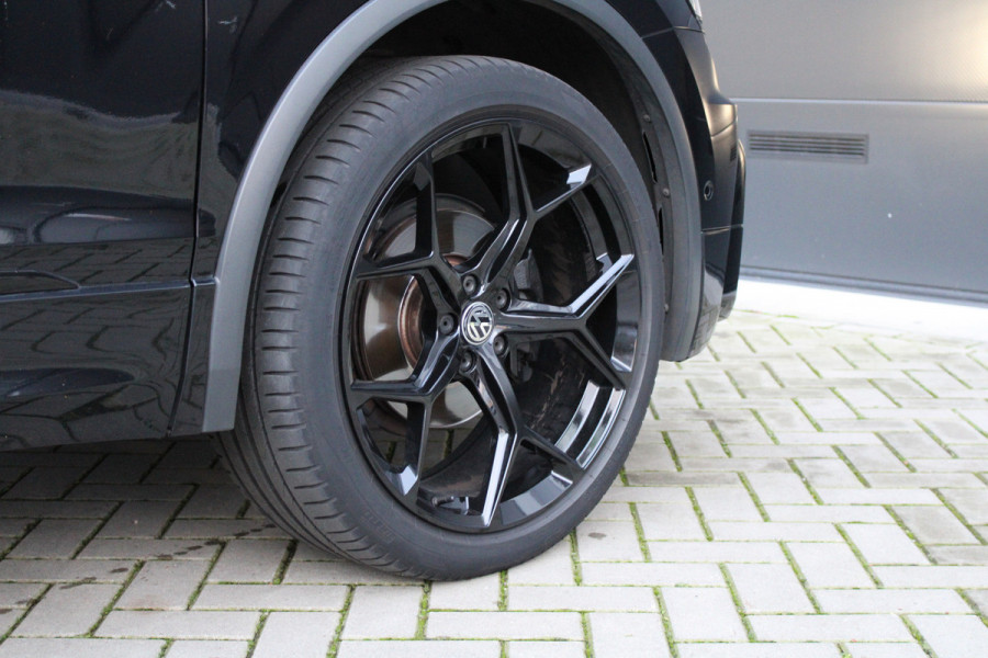 Volkswagen Tiguan Allspace 1.5 TSI Highline Business R | BTW | PANO | HUD | CAMERA | ACC | STOELVERWARMING |