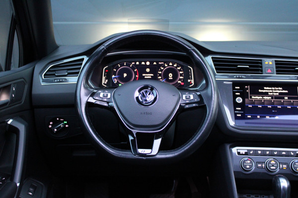 Volkswagen Tiguan Allspace 1.5 TSI Highline Business R | BTW | PANO | HUD | CAMERA | ACC | STOELVERWARMING |