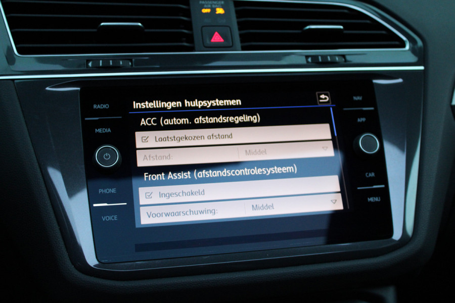 Volkswagen Tiguan Allspace 1.5 TSI Highline Business R | BTW | PANO | HUD | CAMERA | ACC | STOELVERWARMING |