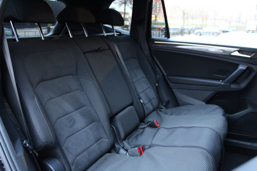 Volkswagen Tiguan Allspace 1.5 TSI Highline Business R | BTW | PANO | HUD | CAMERA | ACC | STOELVERWARMING |