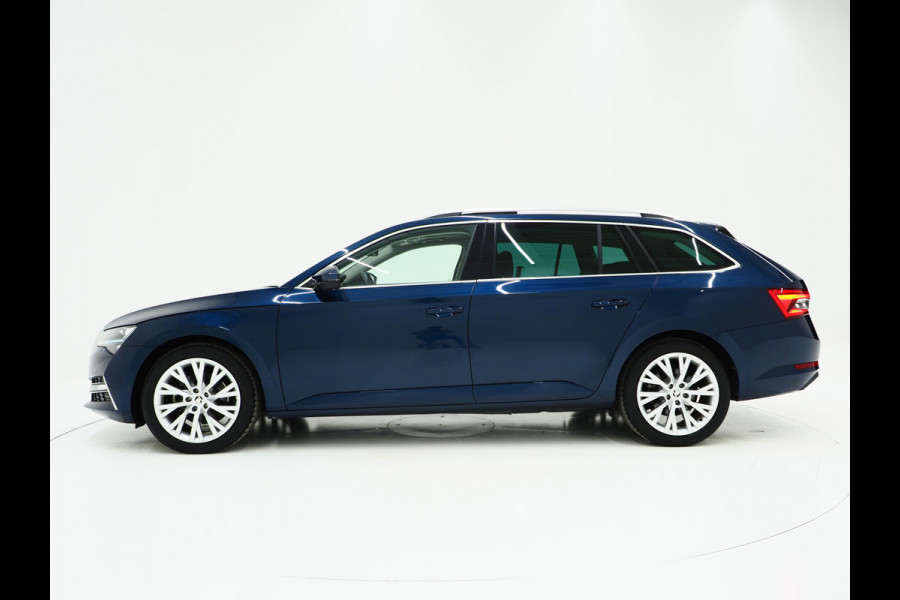 Škoda Superb Combi 1.4 TSI iV Style | Panoramadak | Canton | Trekhaak | 360 | Keyless | Adaptive Cruise | Carplay