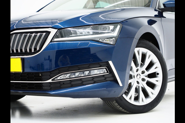 Škoda Superb Combi 1.4 TSI iV Style | Panoramadak | Canton | Trekhaak | 360 | Keyless | Adaptive Cruise | Carplay