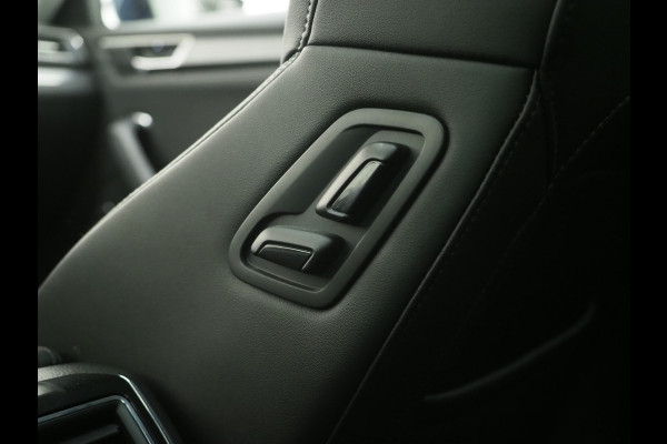 Škoda Superb Combi 1.4 TSI iV Style | Panoramadak | Canton | Trekhaak | 360 | Keyless | Adaptive Cruise | Carplay