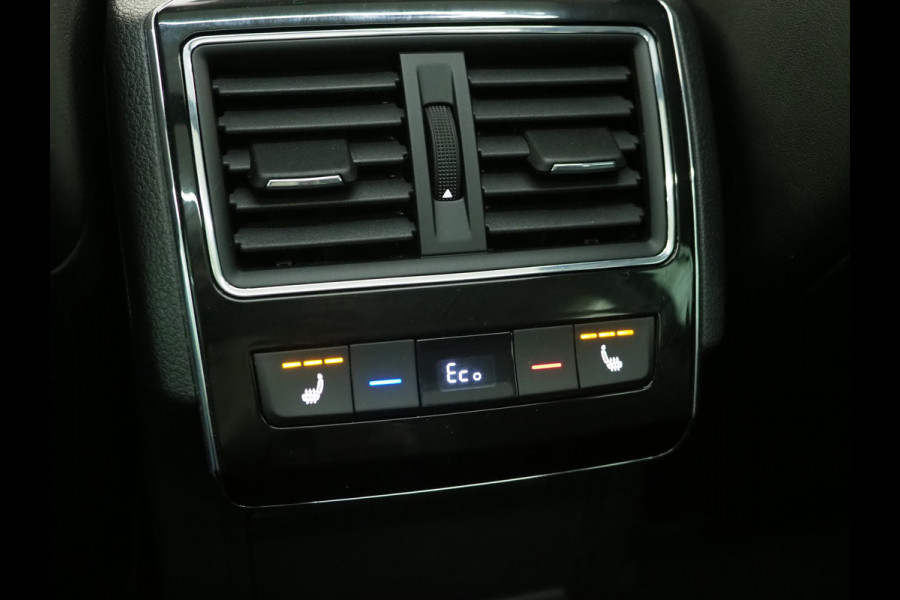 Škoda Superb Combi 1.4 TSI iV Style | Panoramadak | Canton | Trekhaak | 360 | Keyless | Adaptive Cruise | Carplay