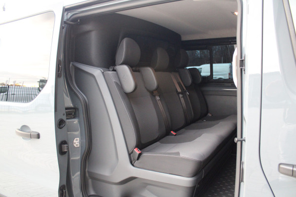 Renault Trafic 2.0 Blue dCi 170 T29 L2H1 Extra DC 170pk - 2x Schuifdeur - Camera - Trekhaak - LED - Cruise - PDC - Rijklaar