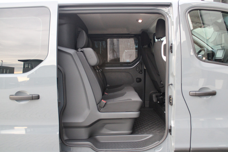 Renault Trafic 2.0 Blue dCi 170 T29 L2H1 Extra DC 170pk - 2x Schuifdeur - Camera - Trekhaak - LED - Cruise - PDC - Rijklaar