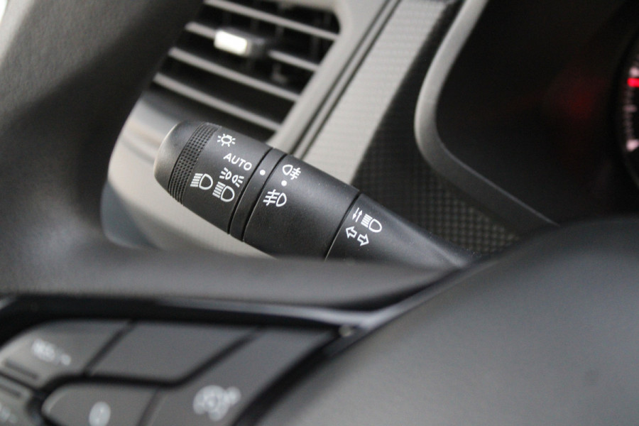 Renault Trafic 2.0 Blue dCi 170 T29 L2H1 Extra DC 170pk - 2x Schuifdeur - Camera - Trekhaak - LED - Cruise - PDC - Rijklaar