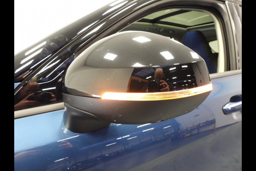 Lynk & Co 01 1.5 PHEV BlackLine NAVI/360CAM/SCHUIFDAK/LED/20"LMV!