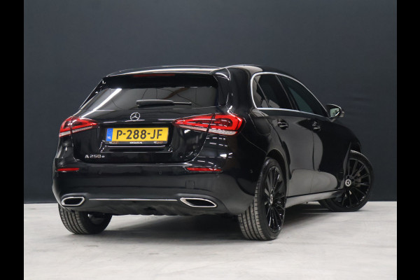Mercedes-Benz A-Klasse 250 e Sport Luxury Limited [TREKHAAK, APPLE CARPLAY, CRUISE CONTROL, ACHTERUITRIJCAMERA, PDC V+A, STOELVERWARMING, AUTOMATSICHE AIRCO, NIEUWSTAAT]