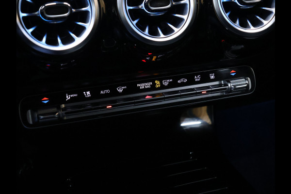 Mercedes-Benz A-Klasse 250 e Sport Luxury Limited [TREKHAAK, APPLE CARPLAY, CRUISE CONTROL, ACHTERUITRIJCAMERA, PDC V+A, STOELVERWARMING, AUTOMATSICHE AIRCO, NIEUWSTAAT]