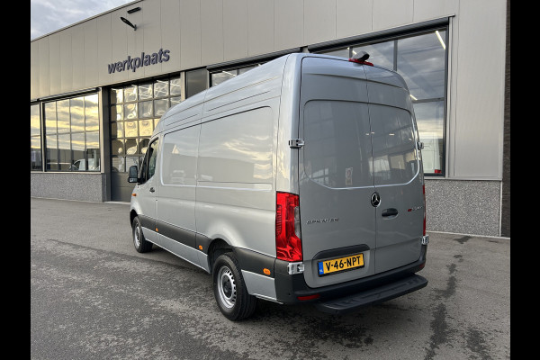 Mercedes-Benz Sprinter 317 CDI L2 H2 Pro LED / MBUX / Navigatie / Camera / Parkeersensoren / Cruise control / Airco / 270 Graden achterdeuren