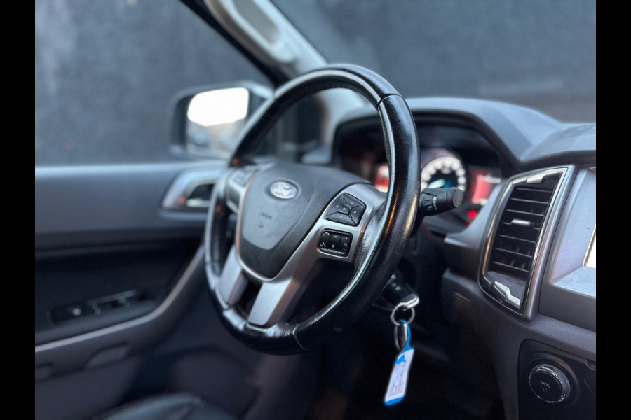 Ford Ranger 3.2 TDCi Limited Supercab - 5 persoons - Leder