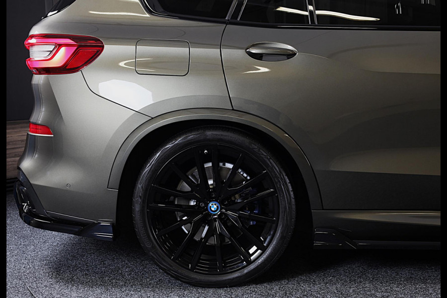 BMW X5 XDrive45e High Executive M Line / SWAROVSKI / 360 Camera / Head Up / Leder / F1 / Open Pano / Laser Koplampen / 22 Inch