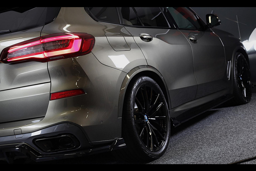 BMW X5 XDrive45e High Executive M Line / SWAROVSKI / 360 Camera / Head Up / Leder / F1 / Open Pano / Laser Koplampen / 22 Inch