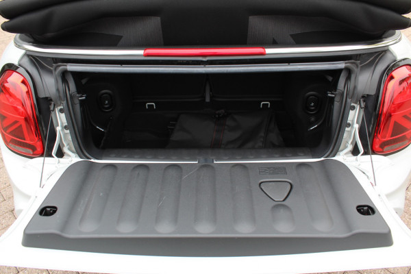 MINI Cabrio 2.0 John Cooper Works Chili / Full options / Camera / JCW Package / Head-up display / DAB / Harman Kardon