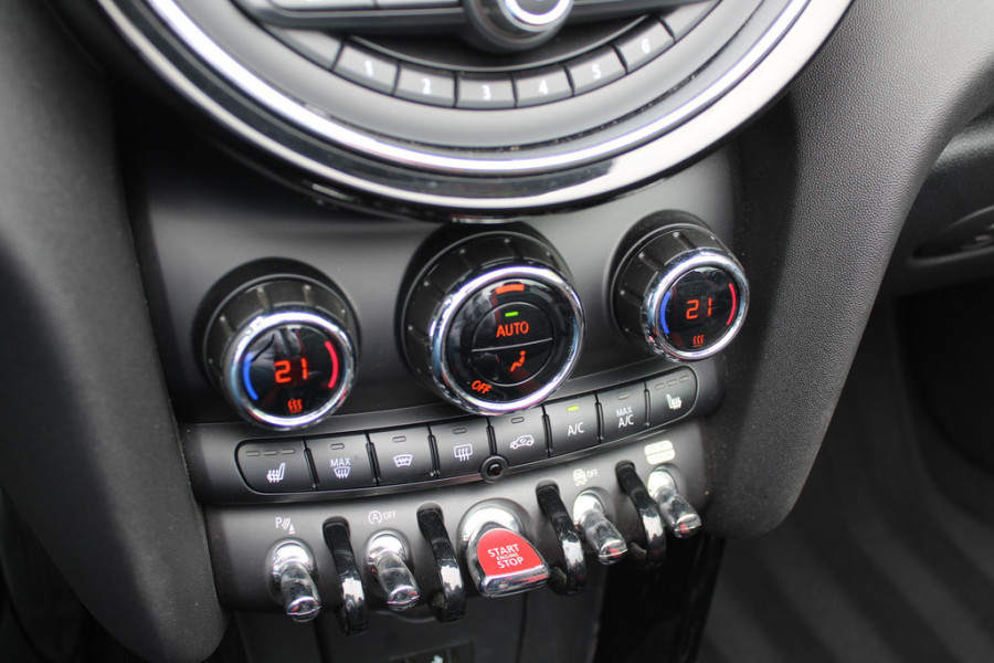 MINI Cabrio 2.0 John Cooper Works Chili / Full options / Camera / JCW Package / Head-up display / DAB / Harman Kardon