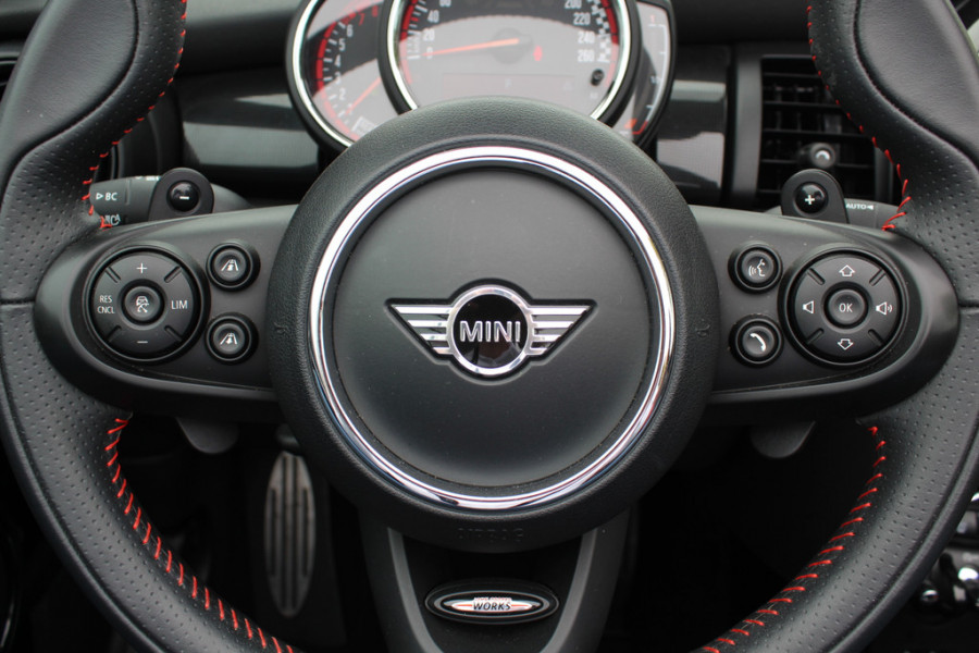 MINI Cabrio 2.0 John Cooper Works Chili / Full options / Camera / JCW Package / Head-up display / DAB / Harman Kardon