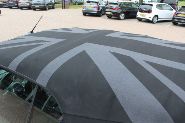 MINI Cabrio 2.0 John Cooper Works Chili / Full options / Camera / JCW Package / Head-up display / DAB / Harman Kardon