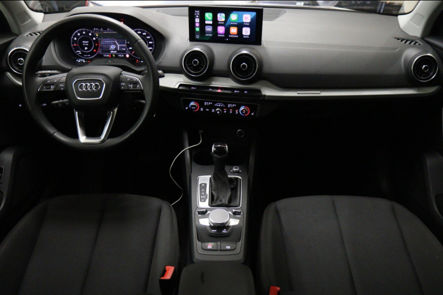 Audi Q2 35 TFSI S Edition CARPLAY/STOELVERWARMING/CAM/NAVI/PARKHULP/VOL