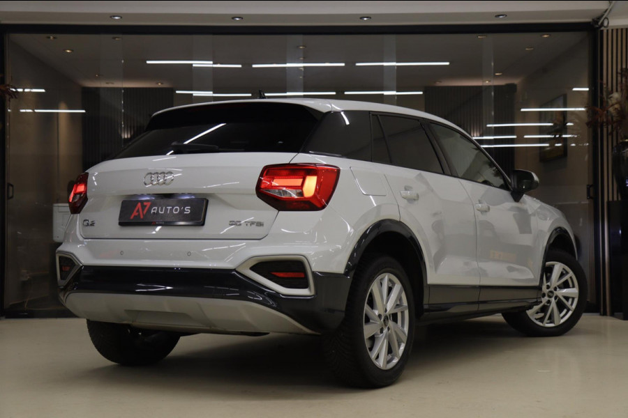 Audi Q2 35 TFSI S Edition CARPLAY/STOELVERWARMING/CAM/NAVI/PARKHULP/VOL