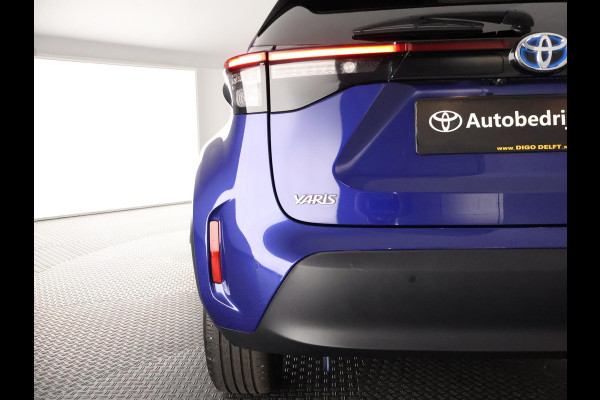 Toyota Yaris Cross 1.5 HYBRID BI-TONE EXPLORE-PACK GARANTIE 3-2033 NAVI.CAMERA.BSM. PDC V+A