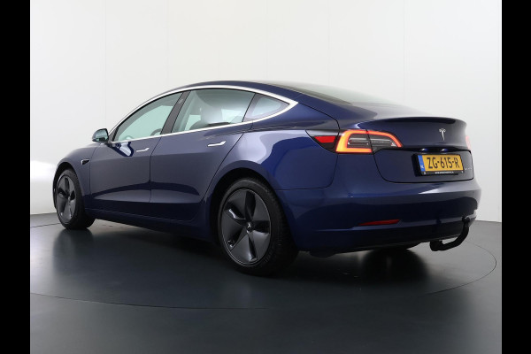 Tesla Model 3 Long Range AWD 75 kWh SOH 88% VAN: €22.900,- VOOR: €20.899,- UW EINDEJAARSVOORDEEL: €2.001,- |AFNEEMBARE TREKHAAK | 750KG TREKGEWICHT | ORIGNEEL NL AUTO | RIJKLAAR MET 12 MND BOVAG GARANTIE |