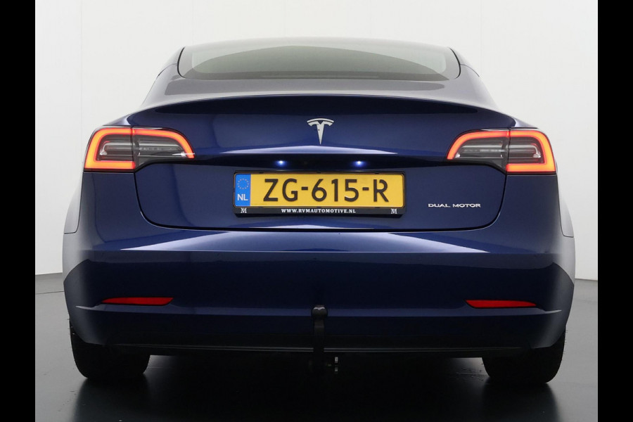 Tesla Model 3 Long Range AWD 75 kWh SOH 88% VAN: €22.900,- VOOR: €20.899,- UW EINDEJAARSVOORDEEL: €2.001,- |AFNEEMBARE TREKHAAK | 750KG TREKGEWICHT | ORIGNEEL NL AUTO | RIJKLAAR MET 12 MND BOVAG GARANTIE |