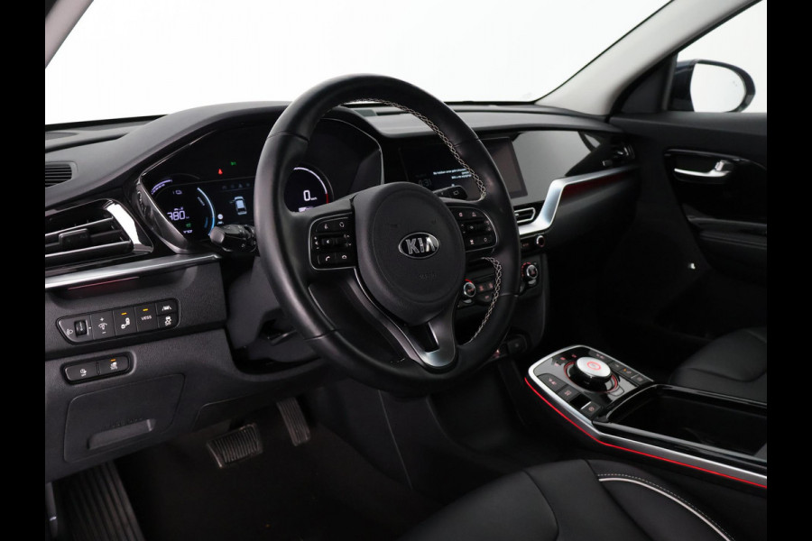Kia e-Niro EXECUTIVELINE 64 KwH 1e EIG. ACCUTEST 100% !! WLTP 3-FASE. 204 PK . BEREIK WLTP 478 KM!! NAVI.DODEHOEK WARMTEPOMP GARANTIE TOT 9-2030**