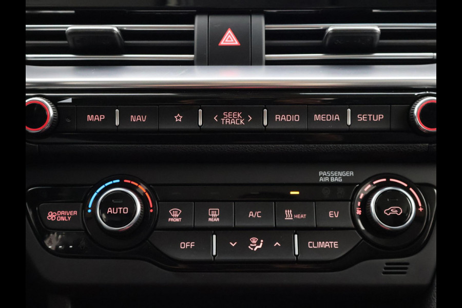 Kia e-Niro EXECUTIVELINE 64 KwH 1e EIG. ACCUTEST 100% !! WLTP 3-FASE. 204 PK . BEREIK WLTP 478 KM!! NAVI.DODEHOEK WARMTEPOMP GARANTIE TOT 9-2030**