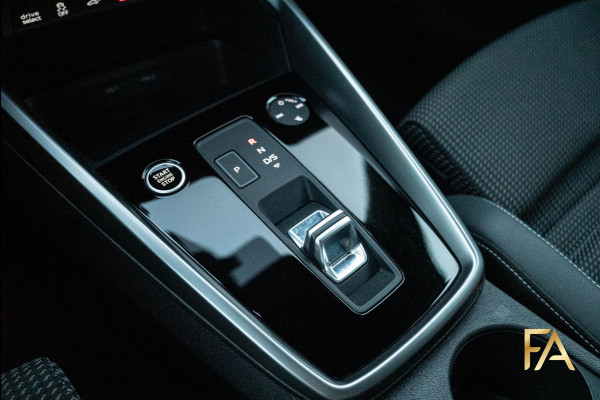 Audi A3 Sportback 40 TFSI e S Line MatrixLED|18Inch|RSSeats|Fullblack|