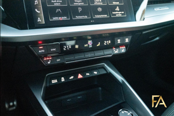 Audi A3 Sportback 40 TFSI e S Line MatrixLED|18Inch|RSSeats|Fullblack|