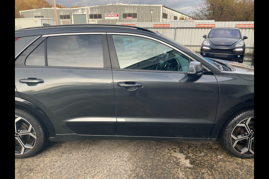Kia Niro 1.6 GDi PHEV DynamicPlusLine | Stoelverwarming | Harman-Kardon Audiosysteem | Bestuurdersstoel Met Geheugen | Achteruitrijcamera | Adaptive Cruise Control