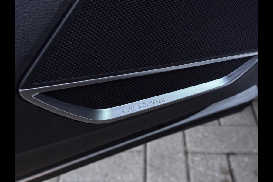 Audi Q3 35 TFSI 3x S-Line Pano/Sfeer/B&O/Keyless