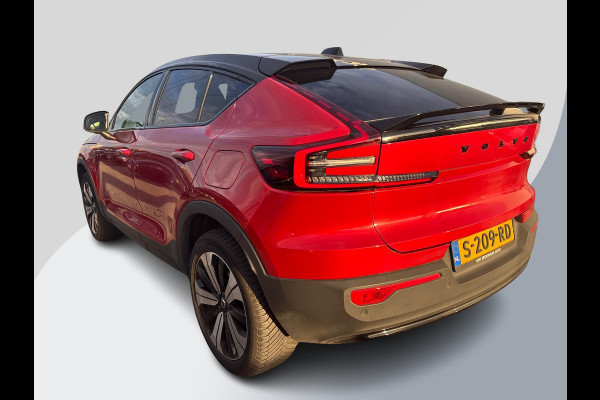 Volvo C40 Recharge Plus 69 kWh | Panoramadak | Trekhaak | Adaptive cruise control | Stoelverwarming | Camera
