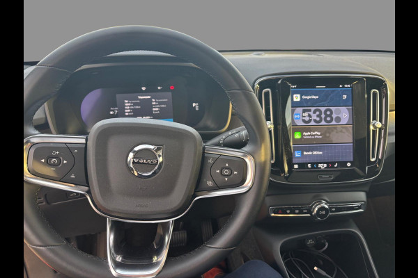 Volvo C40 Recharge Plus 69 kWh | Panoramadak | Trekhaak | Adaptive cruise control | Stoelverwarming | Camera