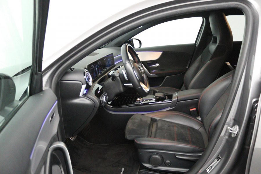 Mercedes-Benz A-Klasse 180 Business Solution AMG (STOELVERWARMING, SFEERVERLICHTING, ACHTERUITRIJCAMERA, CRUISE CONTROL, NAVI)