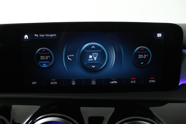 Mercedes-Benz A-Klasse 180 Business Solution AMG (STOELVERWARMING, SFEERVERLICHTING, ACHTERUITRIJCAMERA, CRUISE CONTROL, NAVI)