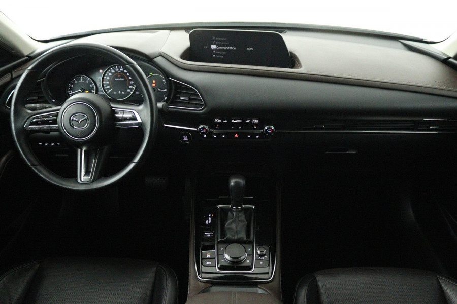 Mazda CX-30 2.0 e-SkyActiv-X M Hybrid Luxury (STOEL/STUUR VERWARMING, TREKHAAK, ELEKTR STOELEN, ACHTERUITRIJCAMERA)