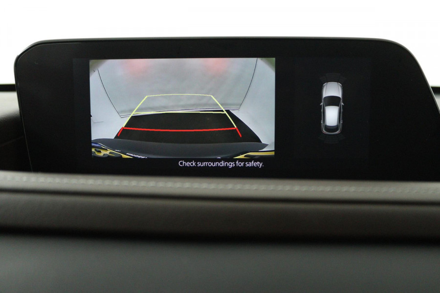 Mazda CX-30 2.0 e-SkyActiv-X M Hybrid Luxury (STOEL/STUUR VERWARMING, TREKHAAK, ELEKTR STOELEN, ACHTERUITRIJCAMERA)