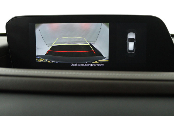 Mazda CX-30 2.0 e-SkyActiv-X M Hybrid Luxury (STOEL/STUUR VERWARMING, TREKHAAK, ELEKTR STOELEN, ACHTERUITRIJCAMERA)