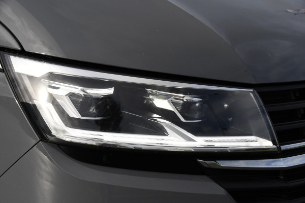 Volkswagen Transporter 2.0 TDI L2H1 32 DC Bulli Virtual, Adaptieve Cruise, Carplay, LED, 150pk, Automaat, Sensoren, Uniek!