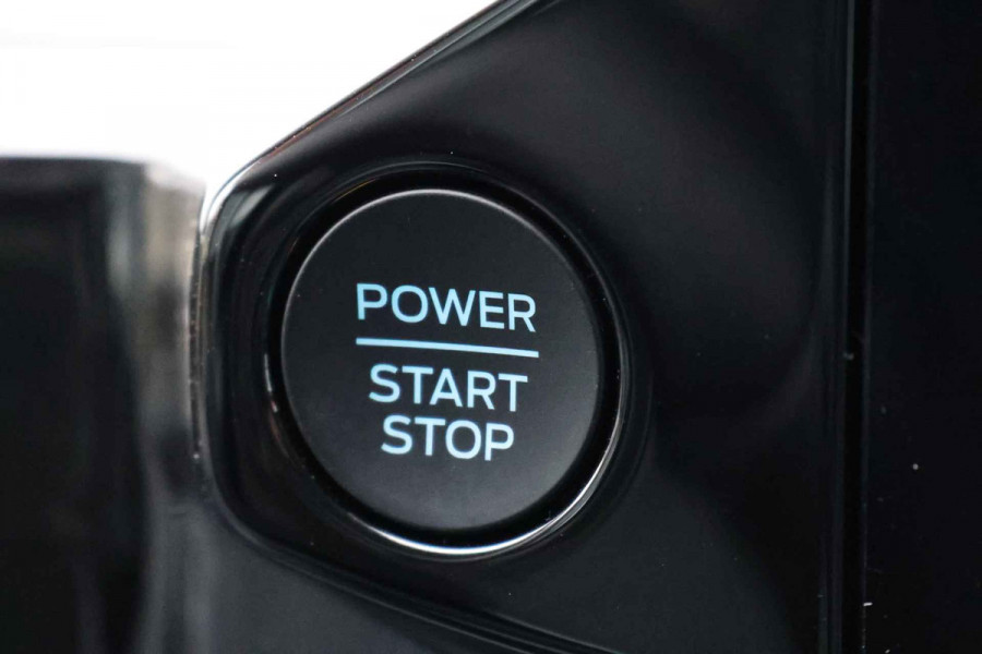 Ford Transit Custom 320 2.0 TDCI 170 PK L2H1 Limited DC | Dubbel Cabine | ACC | Blind Spot | Navigatie | Camera | CarPlay | Lane Assist | Trekhaak | BPM VRIJ | Verlengde fabrieksgarantie tot 12-2029 | 5-Zitter