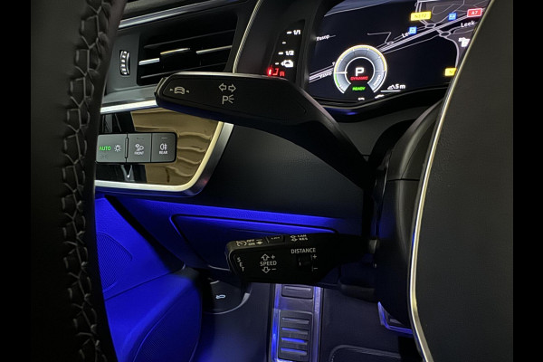 Audi A6 Avant 55 TFSI e Quattro Competition S-Line Edition Pano HUD Sfeer